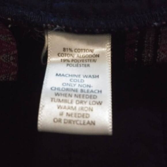 Ann Taylor Loft The Riviera Short Textured Jacquard Tribal Aztec Striped Sz 4 - Picture 7 of 8